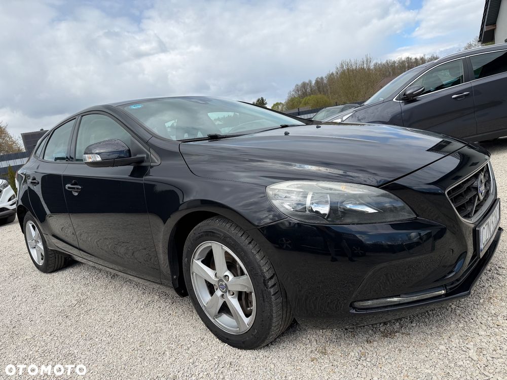 Volvo V40 D4 Kinetic - 25