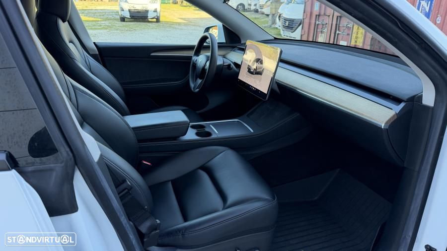 Tesla Model Y Tração Traseira - 10