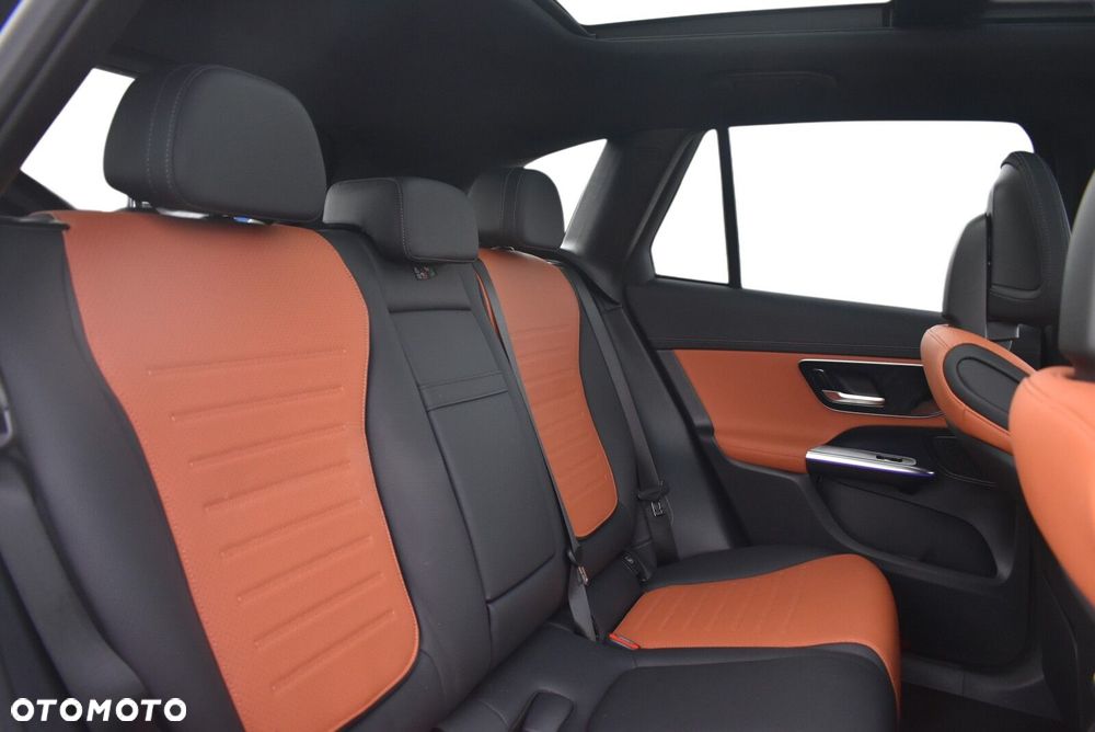 Mercedes-Benz GLC 220 d mHEV 4-Matic AMG Line - 11