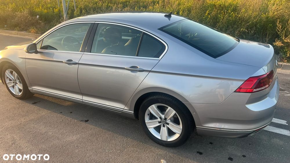 Volkswagen Passat 2.0 TSI Elegance DSG - 4