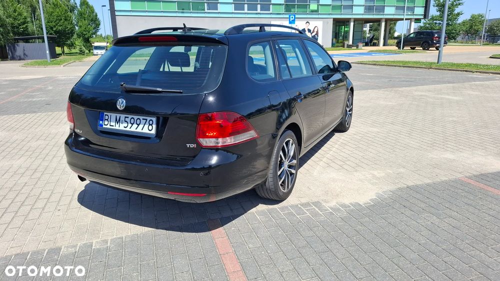 Volkswagen Golf 1.6 TDI Comfortline - 10