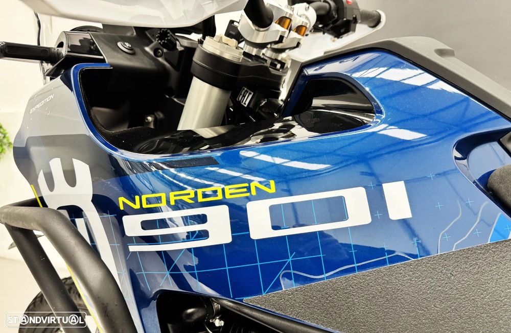 Husqvarna Norden 901 EXPEDITION - 4