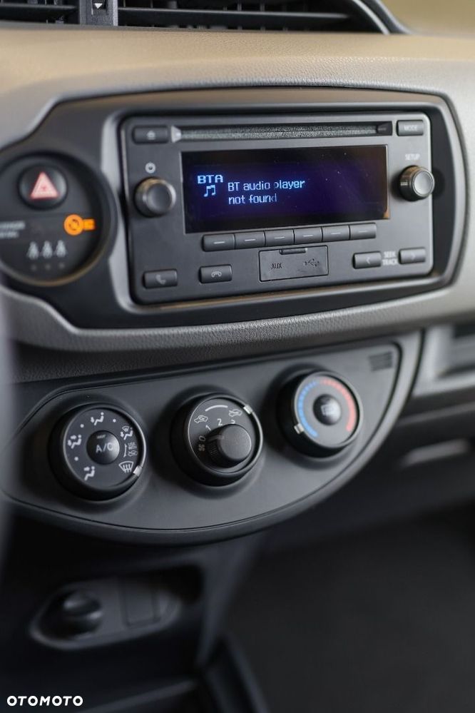 Toyota Yaris - 27
