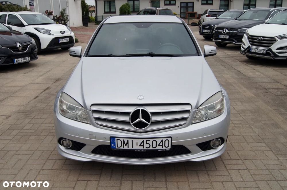 Mercedes-Benz Klasa C 250 CDI Avantgarde Edition - 32
