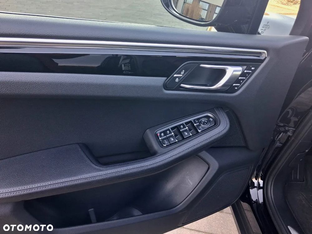 Porsche Macan S - 21