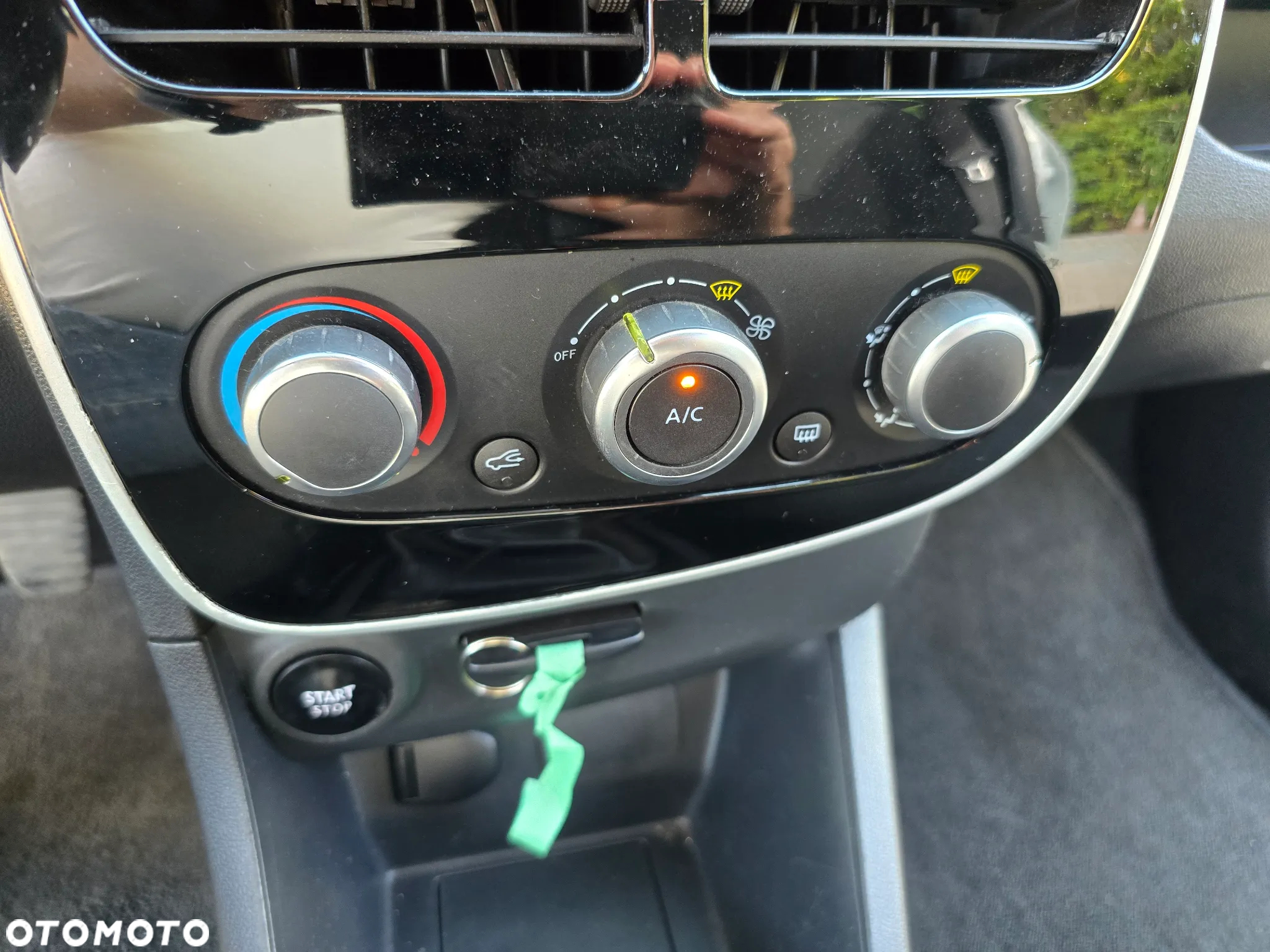 Renault Clio - 30