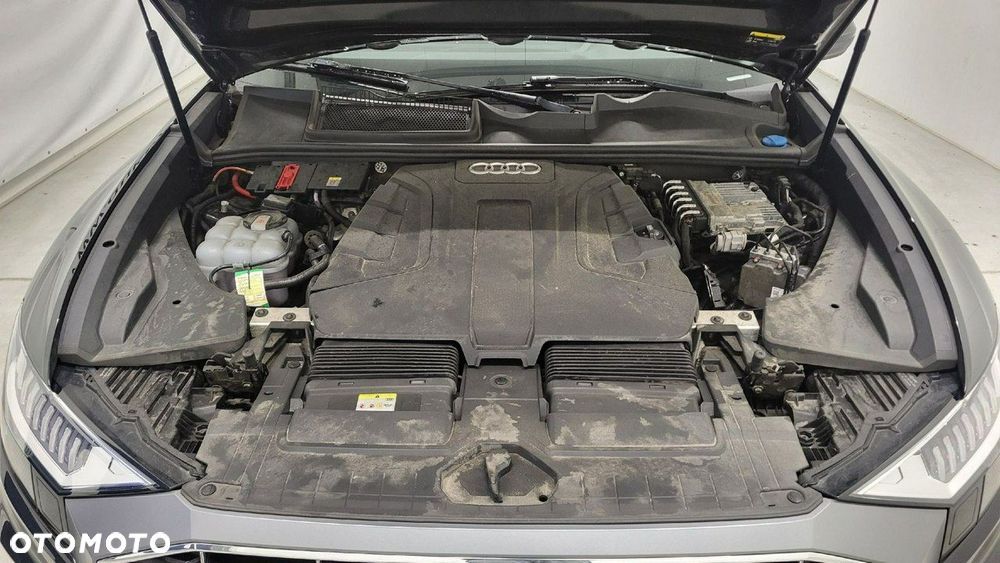 Audi Q8 - 25