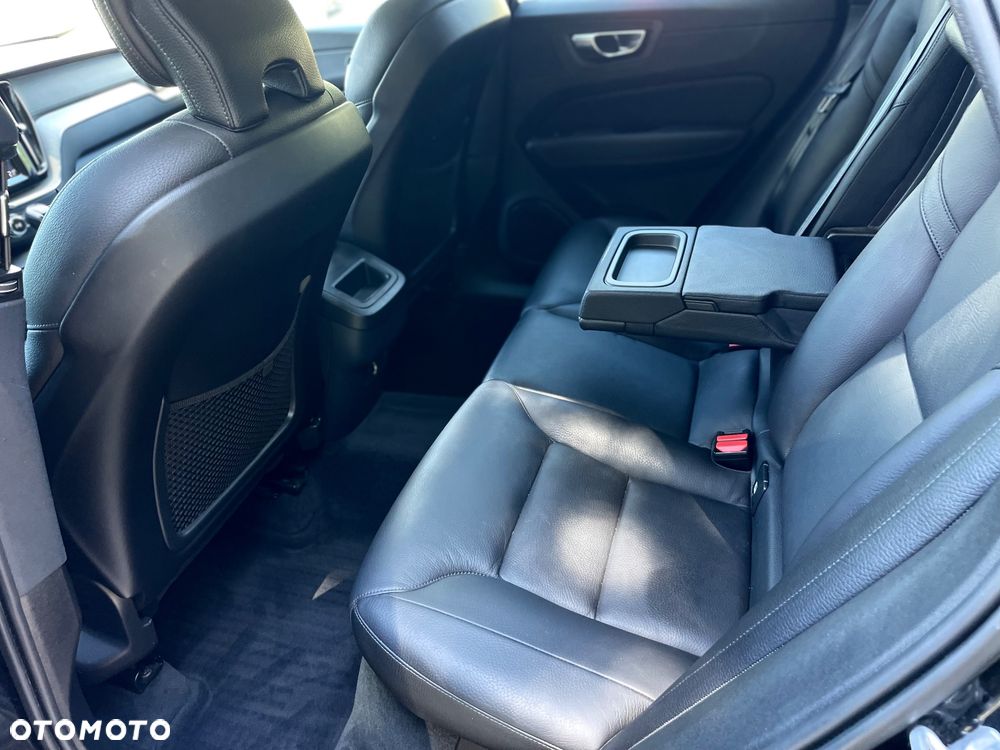 Volvo XC 60 D3 Inscription - 11