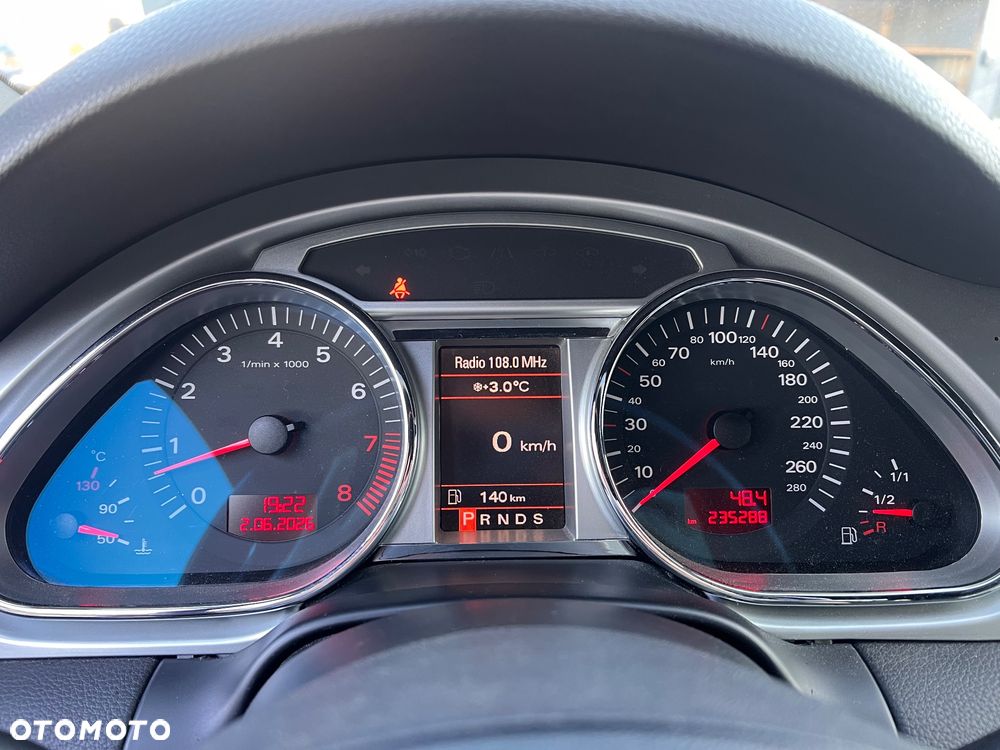 Audi Q7 - 7