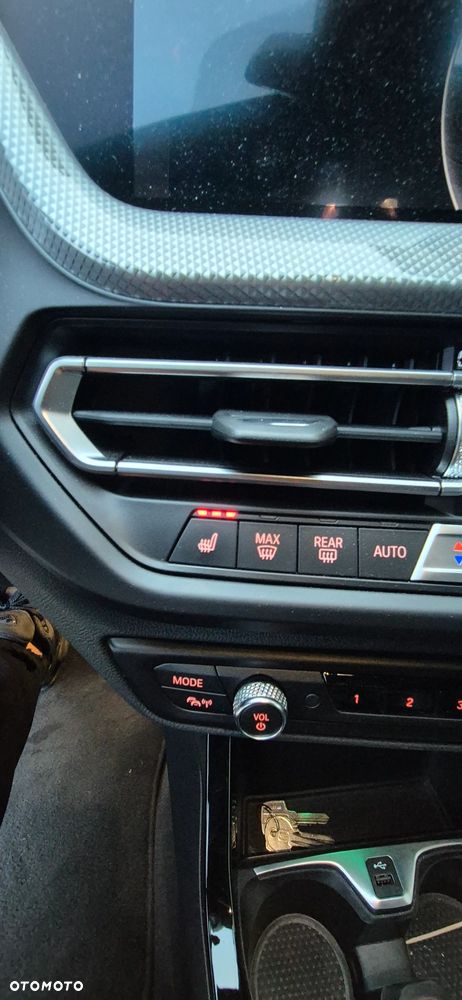 BMW Seria 1 - 25