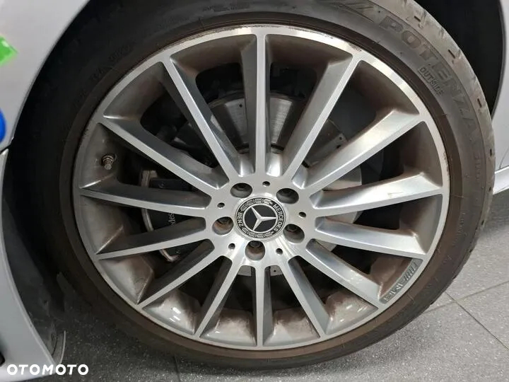 Mercedes-Benz CLA 200 AMG Line 7G-DCT - 12