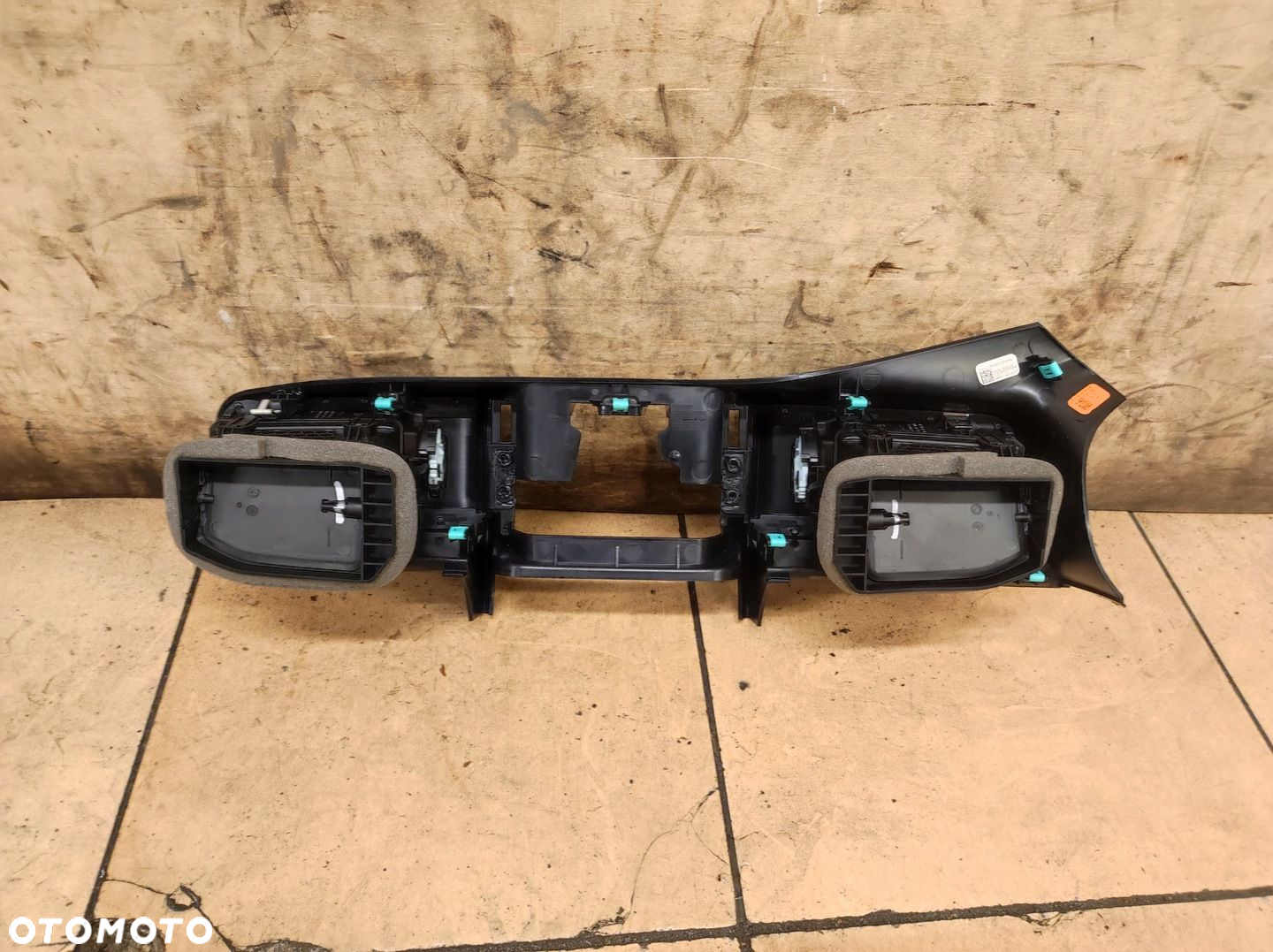 Listwa dekor kratka kratki nawiewu deski konsoli środkowa Explorer VI 6 EU - 7