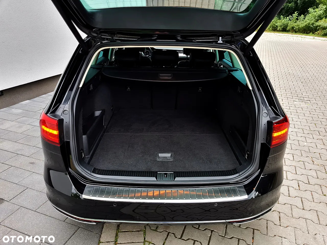 Volkswagen Passat 2.0 TDI Bi-Turbo BMT 4Mot Highline DSG - 16