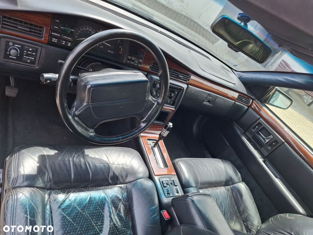 Cadillac Seville - 16