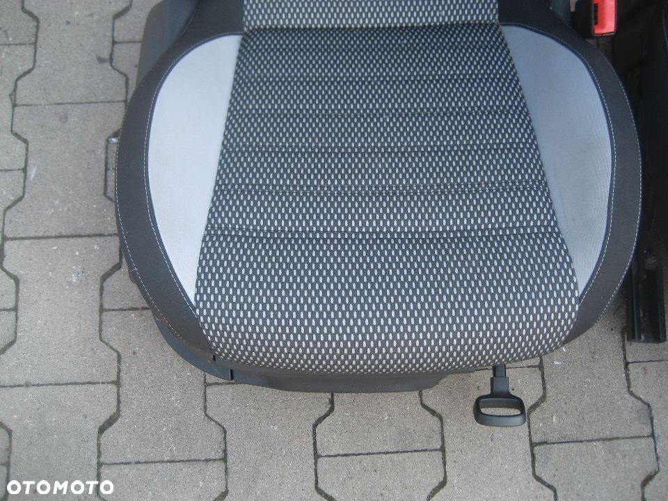 vw polo cross V 6r 10-17r siedzenia fotele  przód prawy lewy - 2