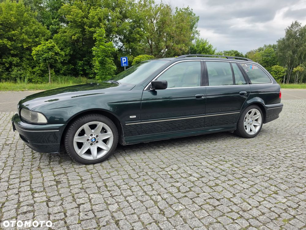 BMW Seria 5 525i - 2