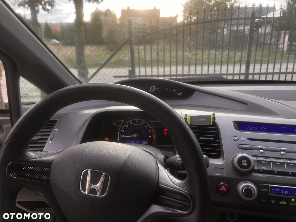 Honda Civic 1.8 Comfort - 13