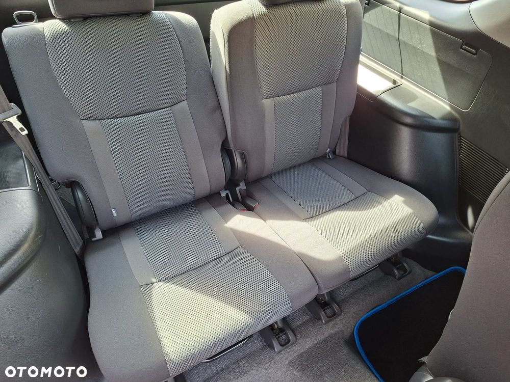 Toyota RAV4 4x4 Edition - 28