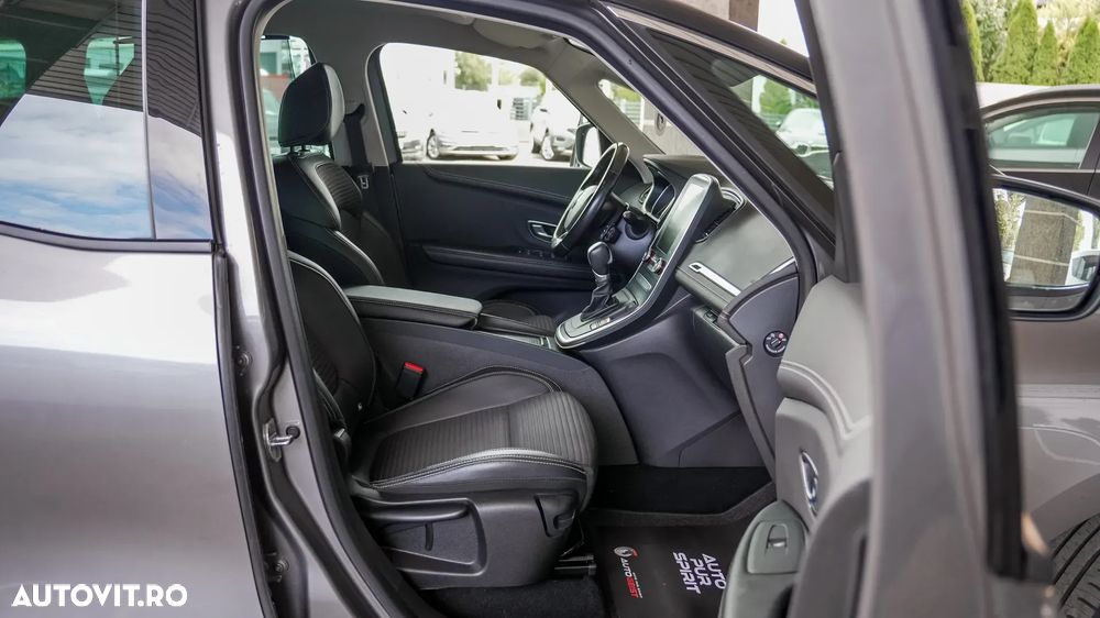 Renault Grand Scenic TCe 140 GPF EDC BLACK EDITION - 25