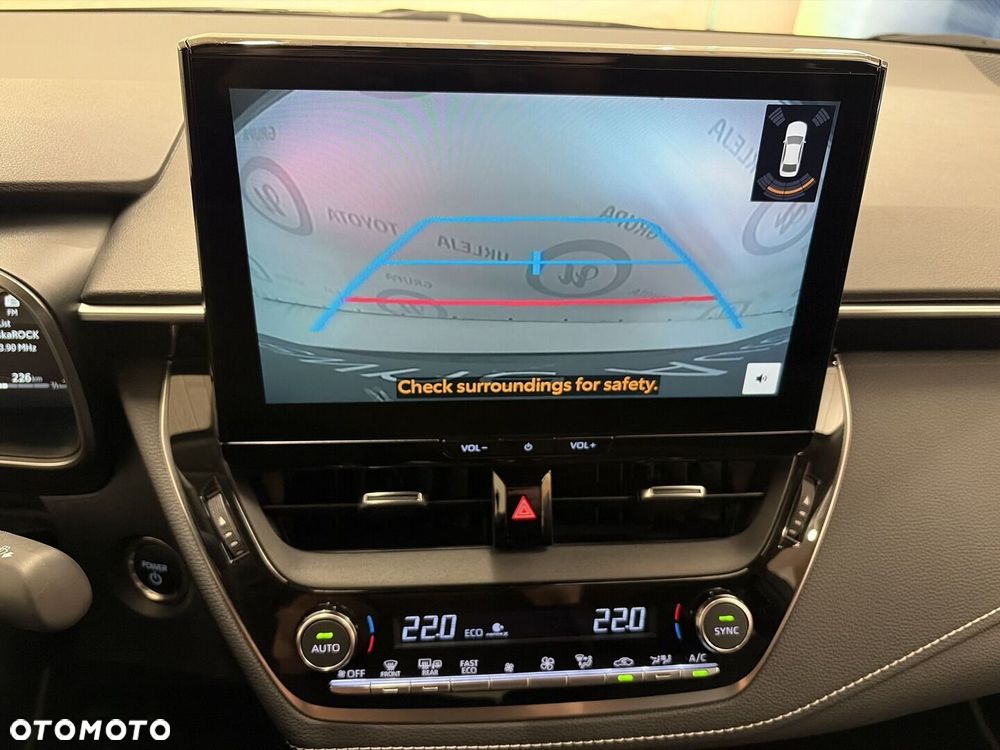 Toyota Corolla 1.8 Hybrid Style - 18