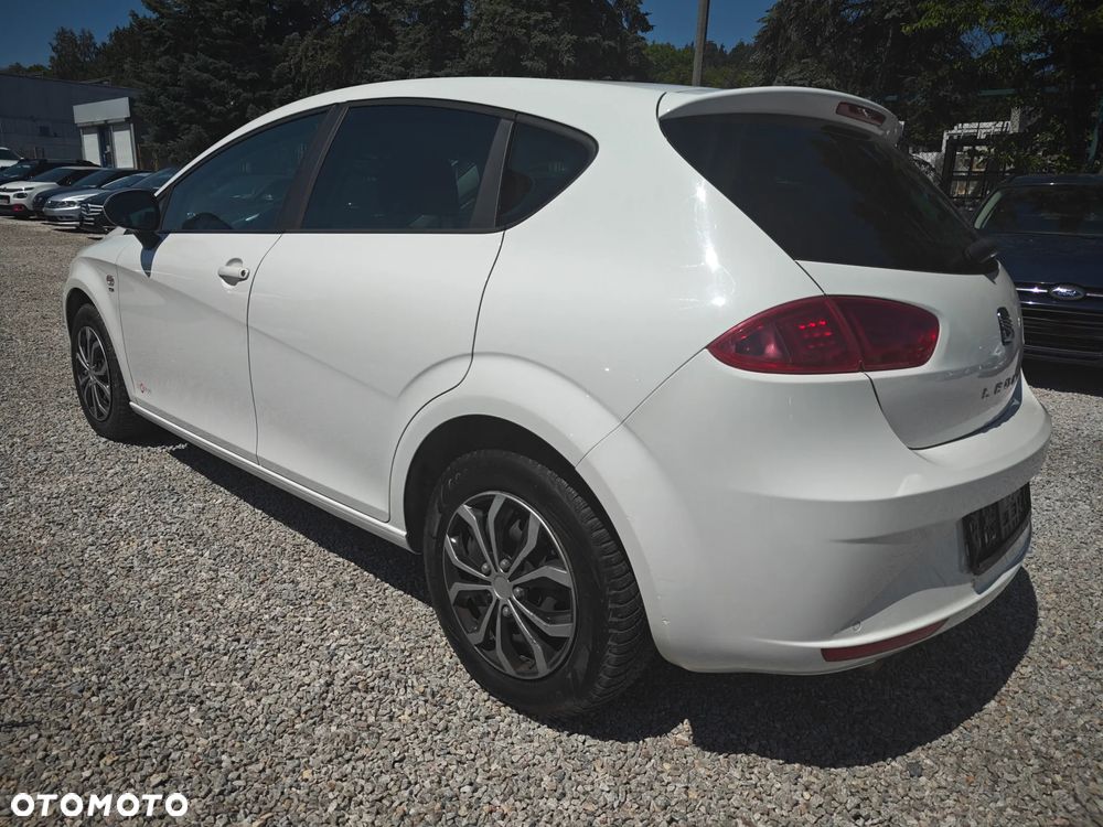 Seat Leon 2.0 TDI DPF Style Copa - 4