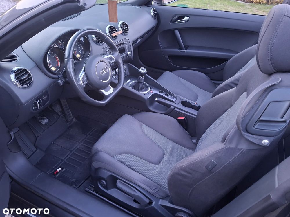 Audi TT Roadster - 21