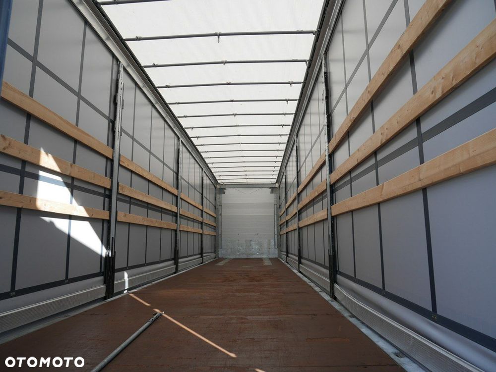 Schmitz Cargobull - 18