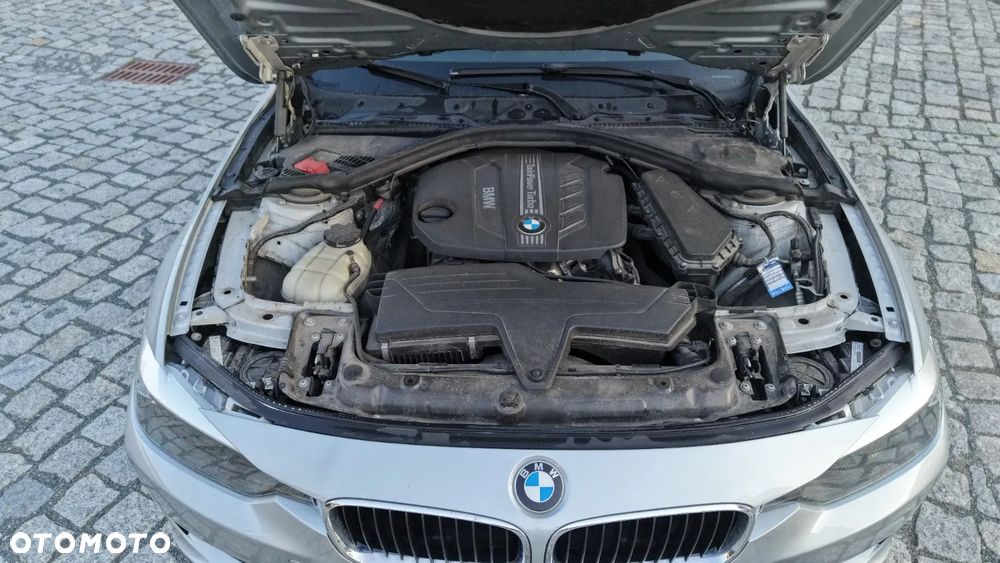 BMW Seria 3 ver-318d - 23