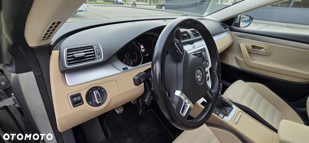 Volkswagen CC 2.0 TDI DPF BMT - 17