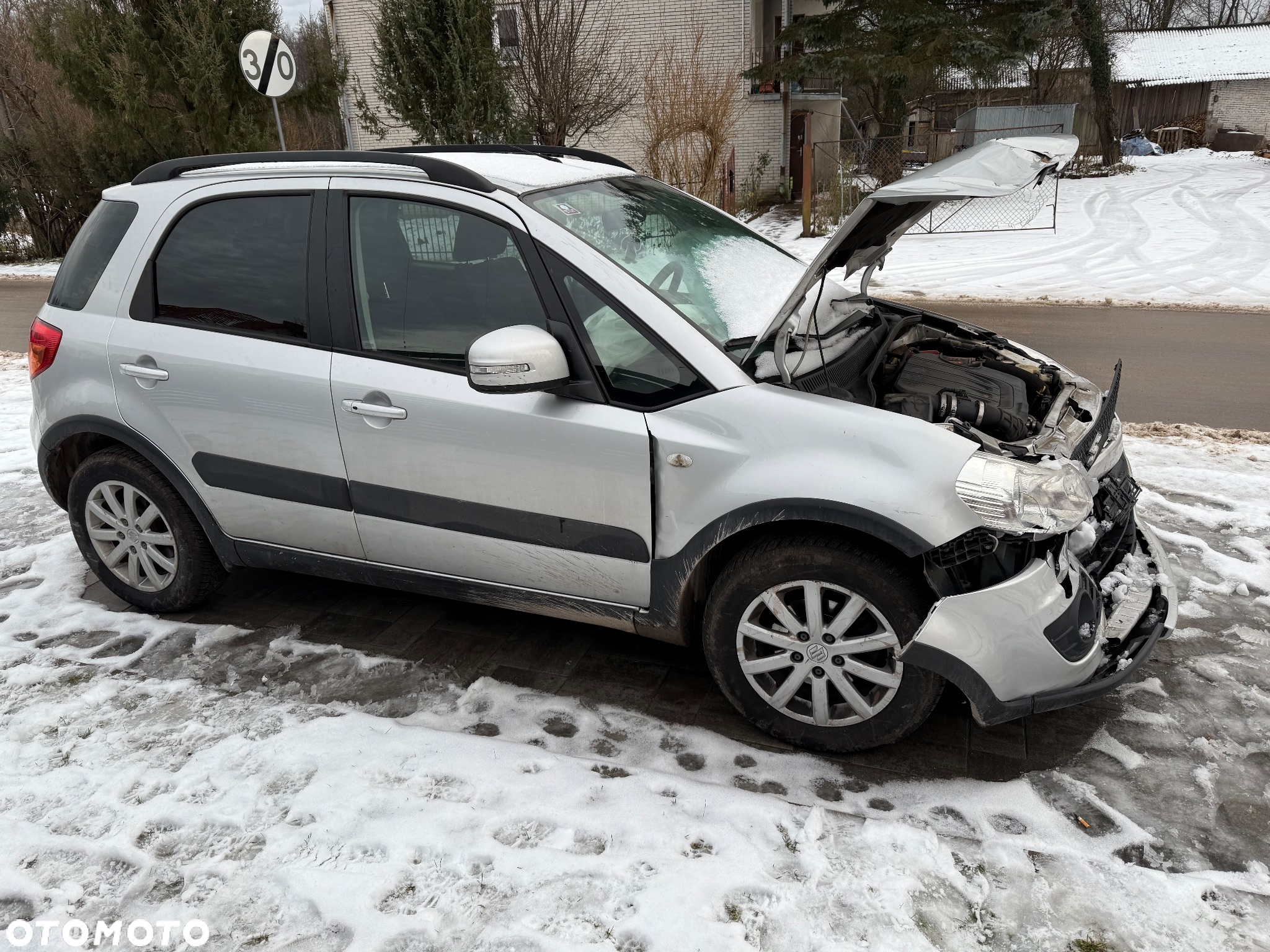 Suzuki SX4 - 4