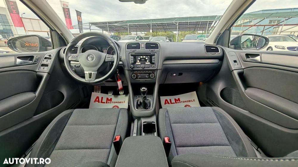 Volkswagen Golf - 3