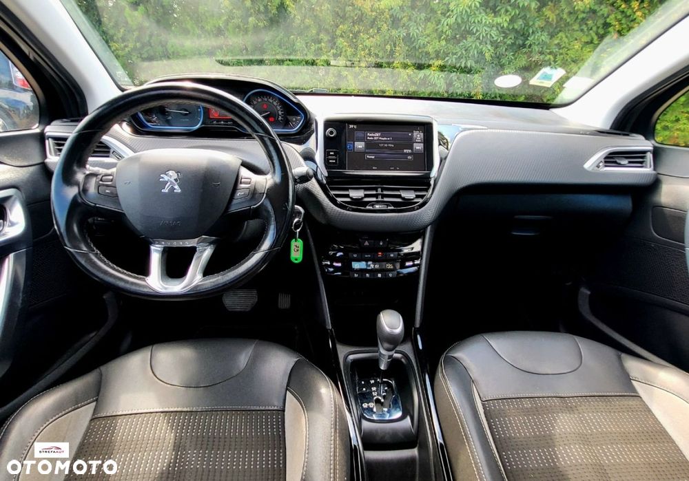 Peugeot 2008 - 9