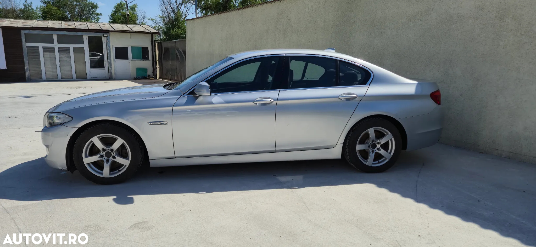 BMW Seria 5 530d - 23