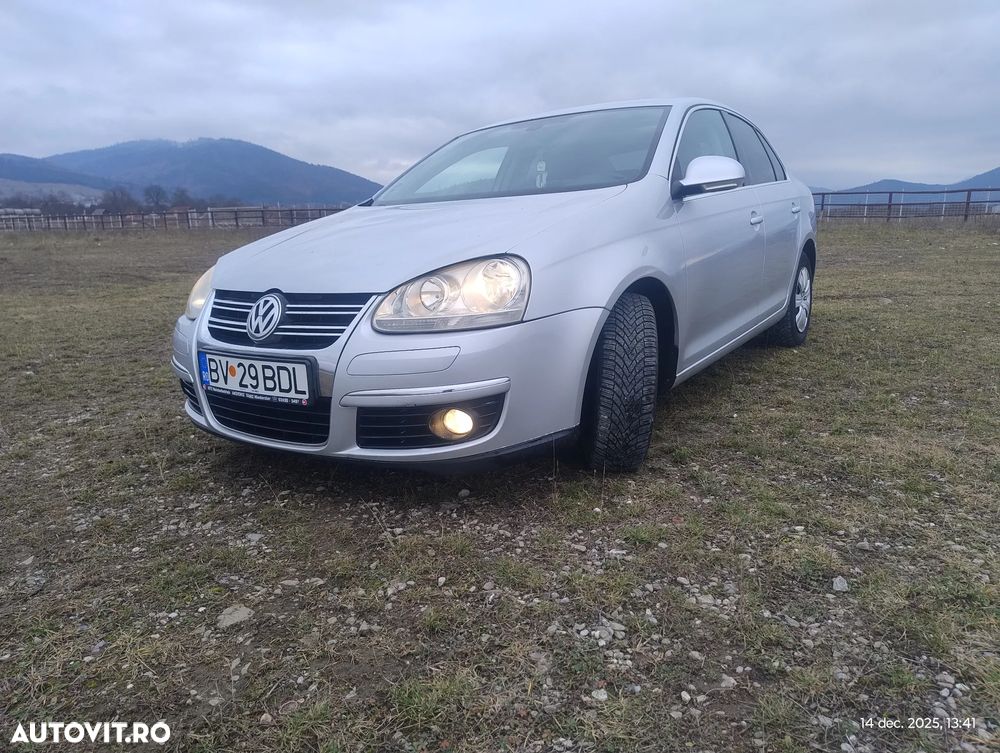 Volkswagen Jetta 1.6 Trendline - 10