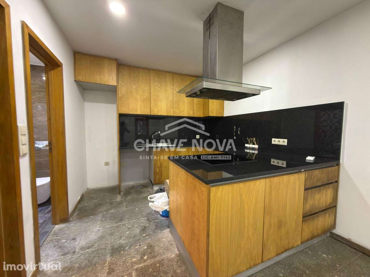 Prédio Habitacional na Afurada (RIo Douro) - Grande imagem: 4/22