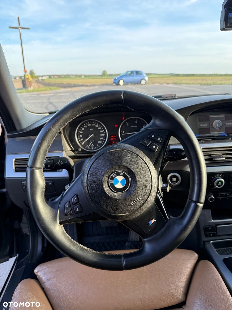 BMW Seria 5 - 8
