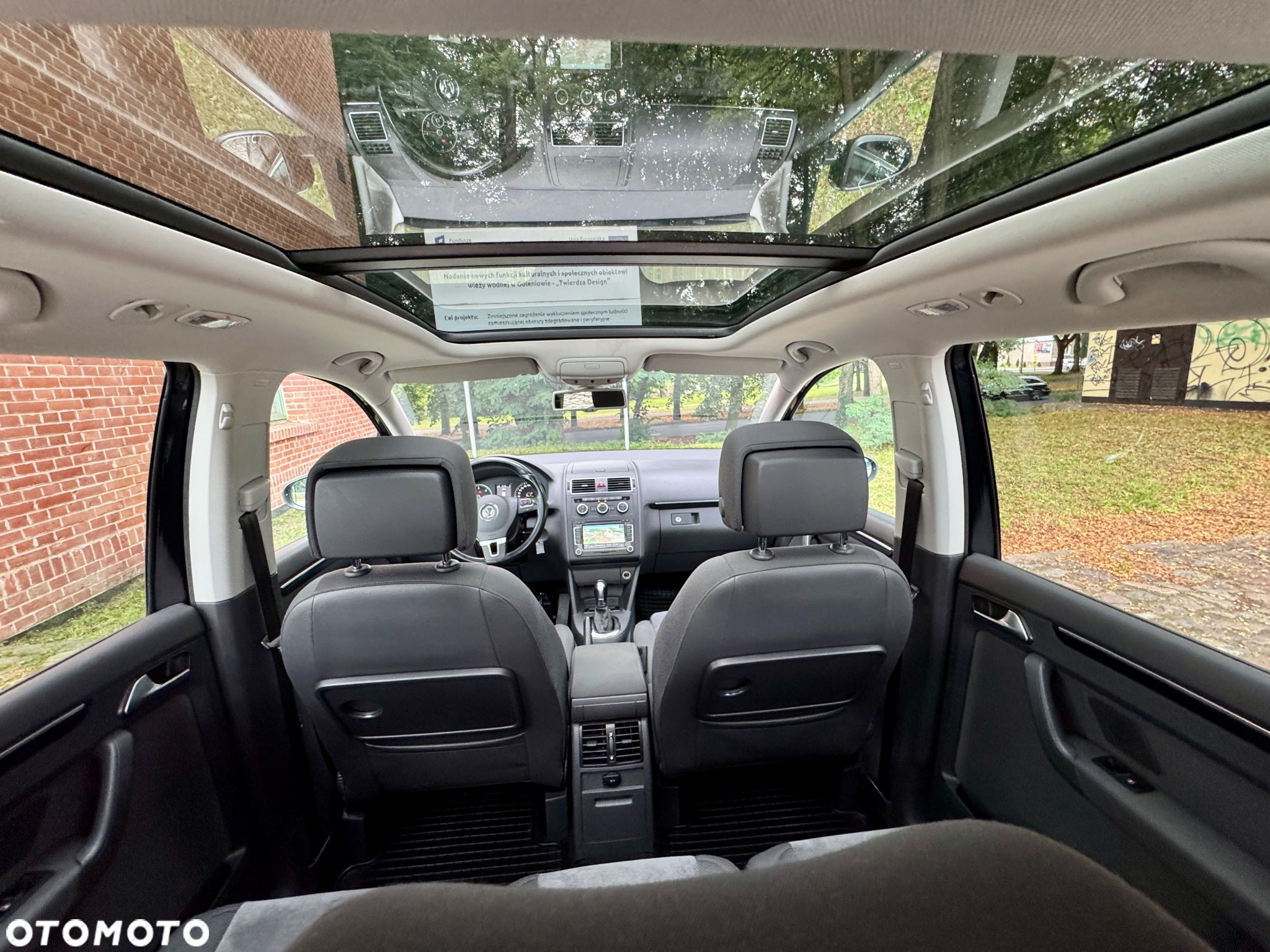 Volkswagen Touran 2.0 TDI DPF Highline DSG - 31