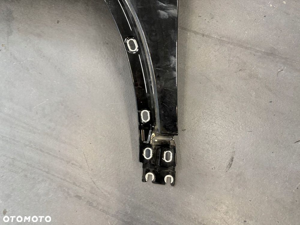 MERCEDES-BEZN BŁOTNIK LEWY PRZÓD GLA H247 247 A2478811200 - 2