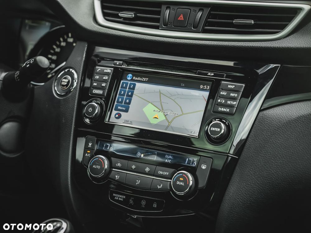 Nissan Qashqai 1.2 DIG-T N-Connecta - 29