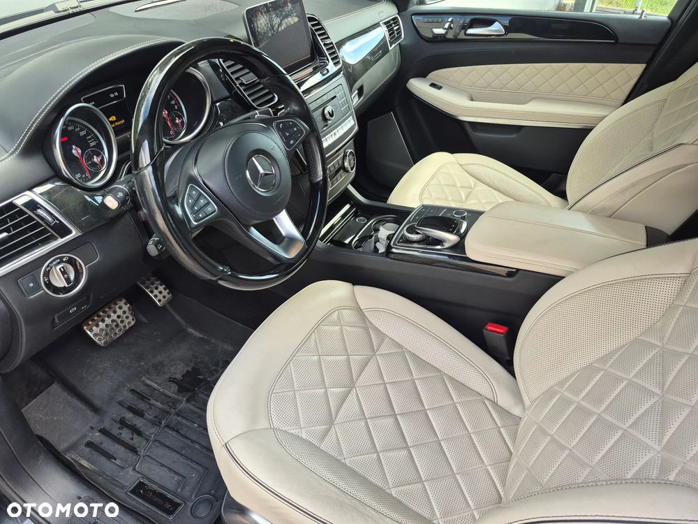 Mercedes-Benz GLS - 5