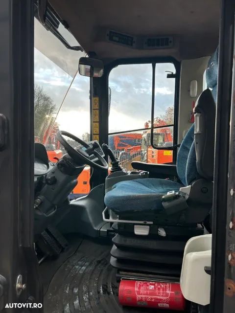 Hitachi ZW 180-6 - 12