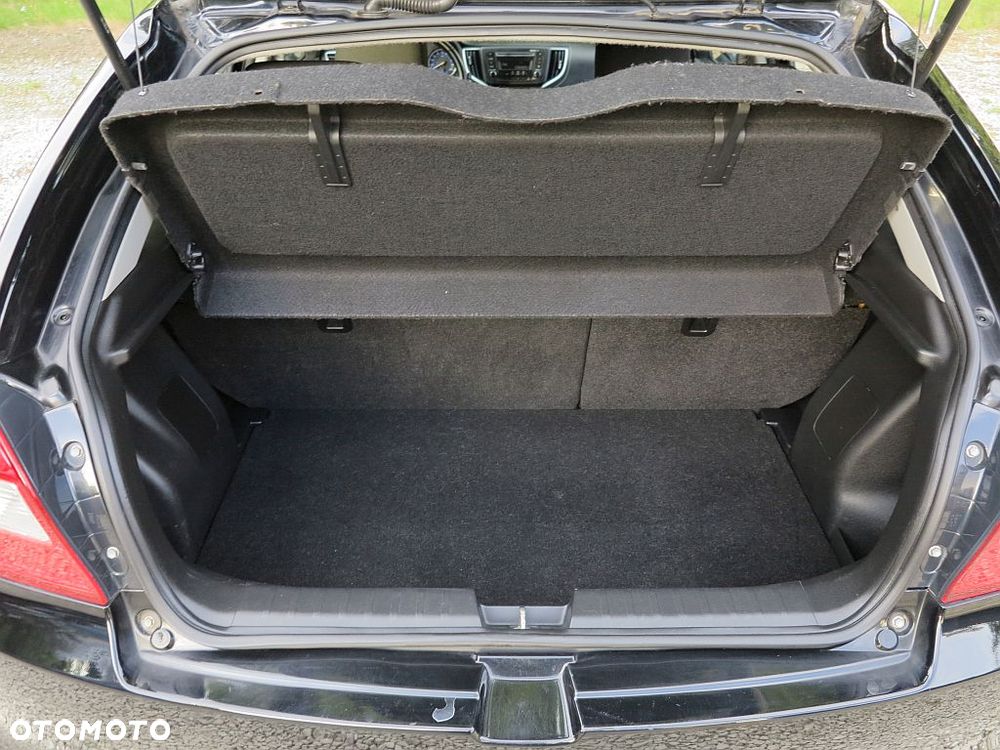 Suzuki Baleno 1.2 Dualjet Club - 16