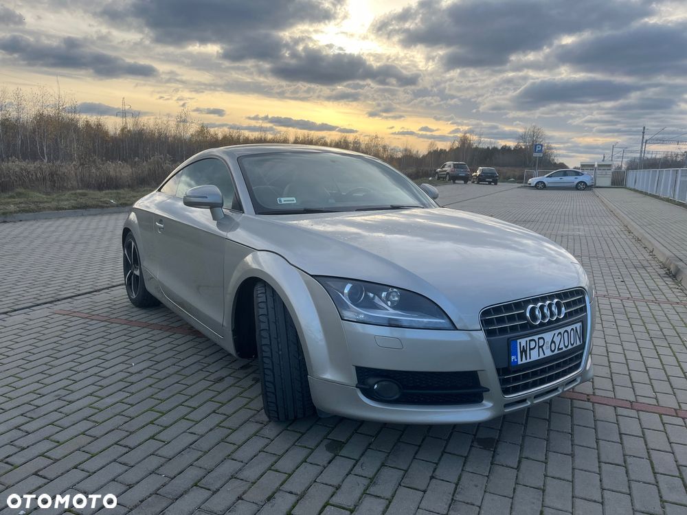 Audi TT Coupé - 1