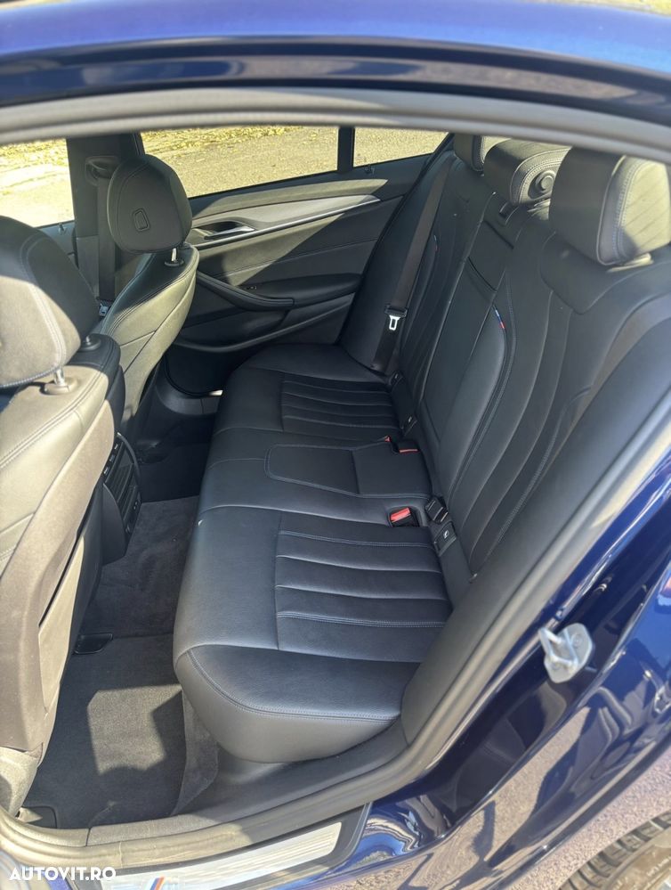 BMW 5 Series 2020 — imagine 11