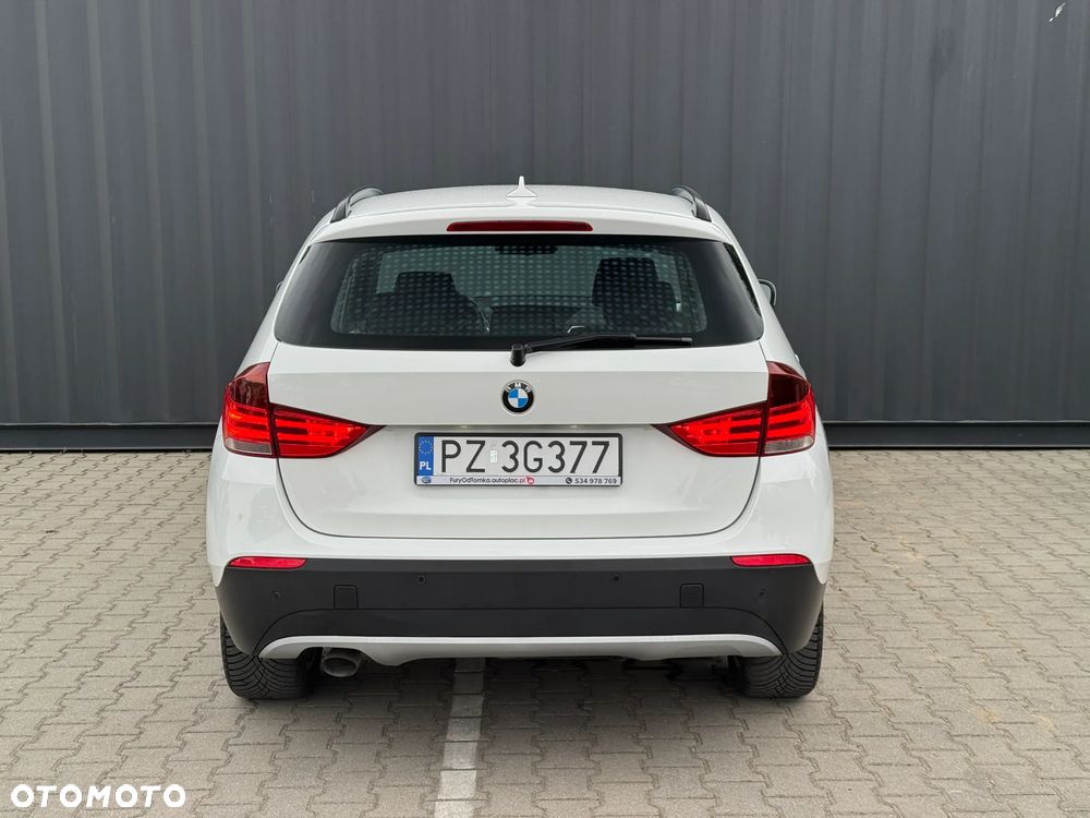BMW X1 sDrive18d - 8