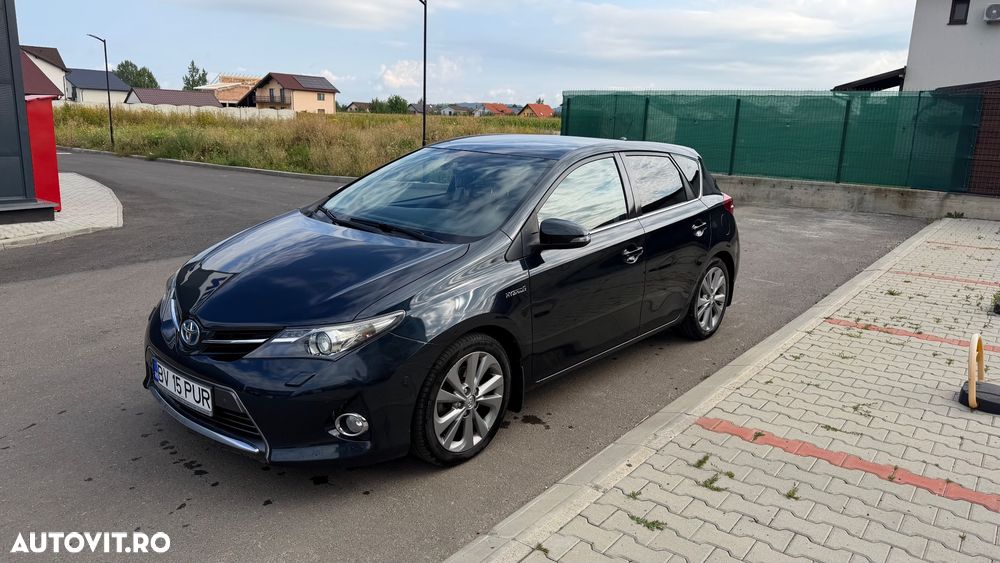 Toyota Auris - 1