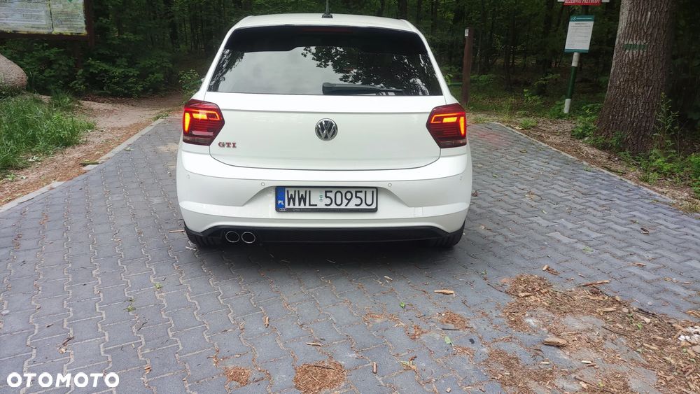 Volkswagen Polo - 5