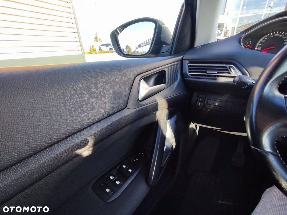 Peugeot 308 1.5 BlueHDi Active Pack Business S&S - 34