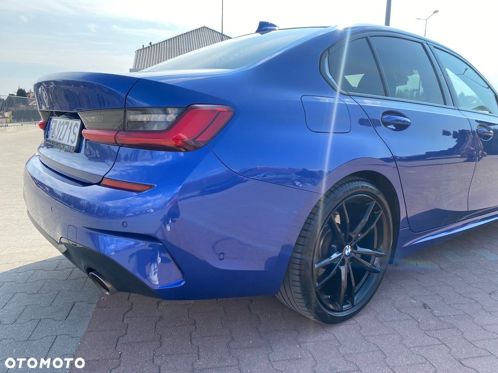 BMW Seria 3 320i M Sport - 11