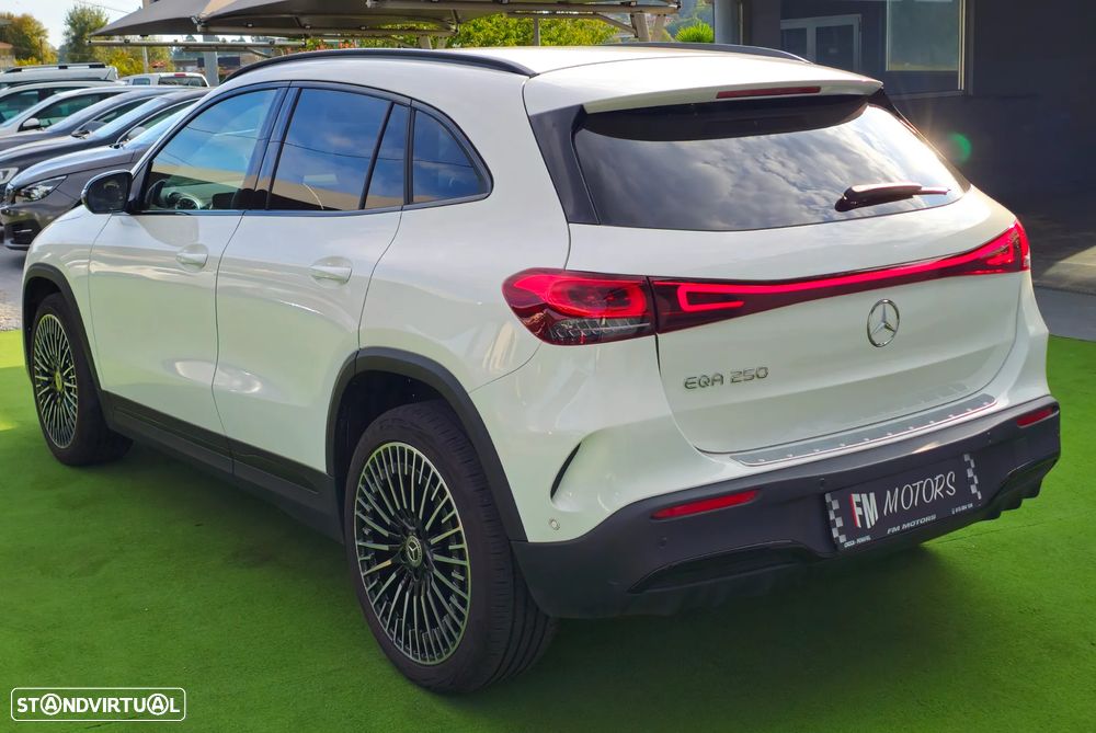 Mercedes-Benz EQA 250 AMG Line - 32